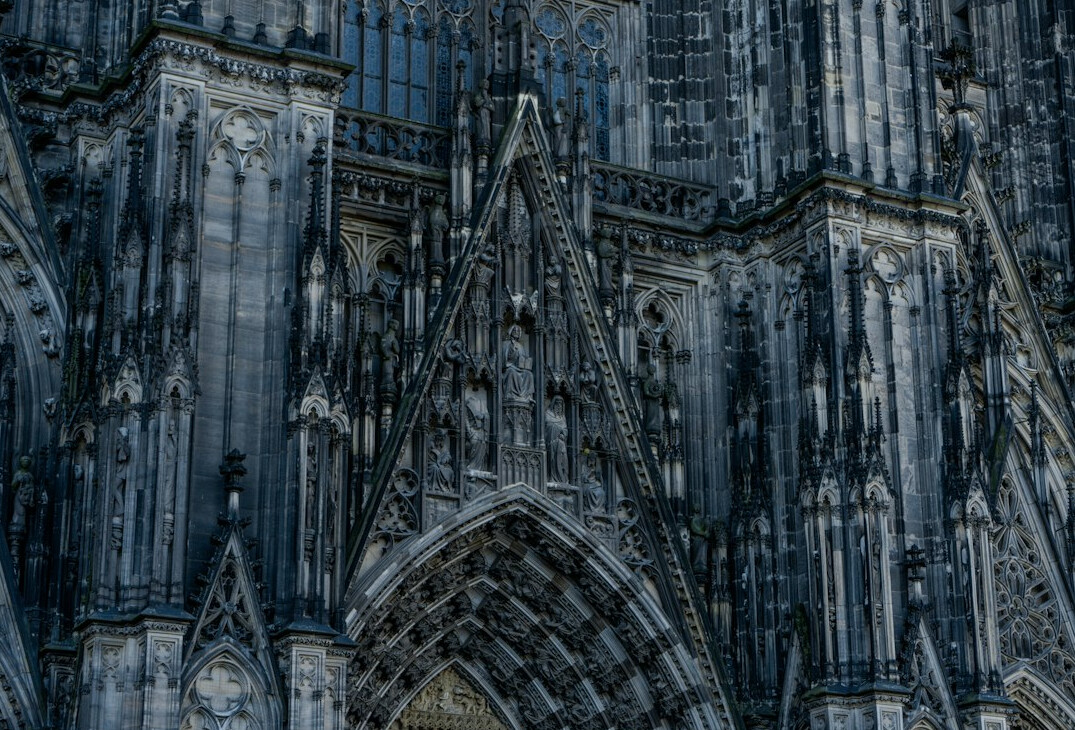 cologne cathedral exterior