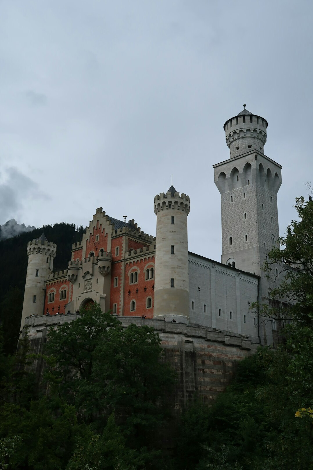 neuschwanstein castle interior